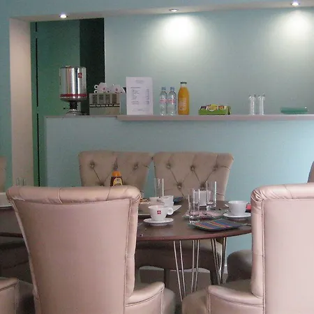 Hotel Saint-charles 2*